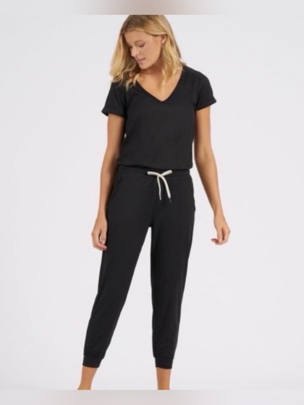 Vuori Black Athleisure Jogger Jumpsuit Medium